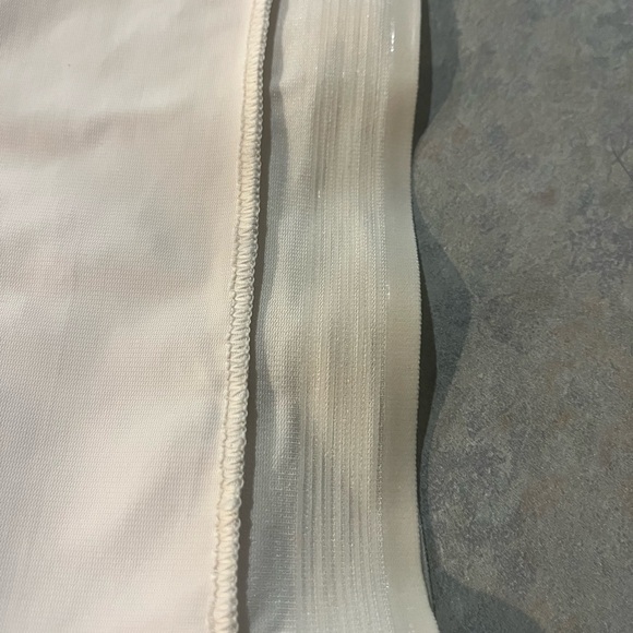 Ruby Ribbon Athena Demiette - Picture 5 of 5